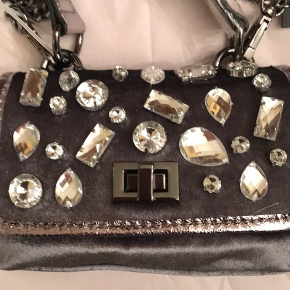 Steve Madden Grey Velvet Crossbody Bag - Picture 3 of 8